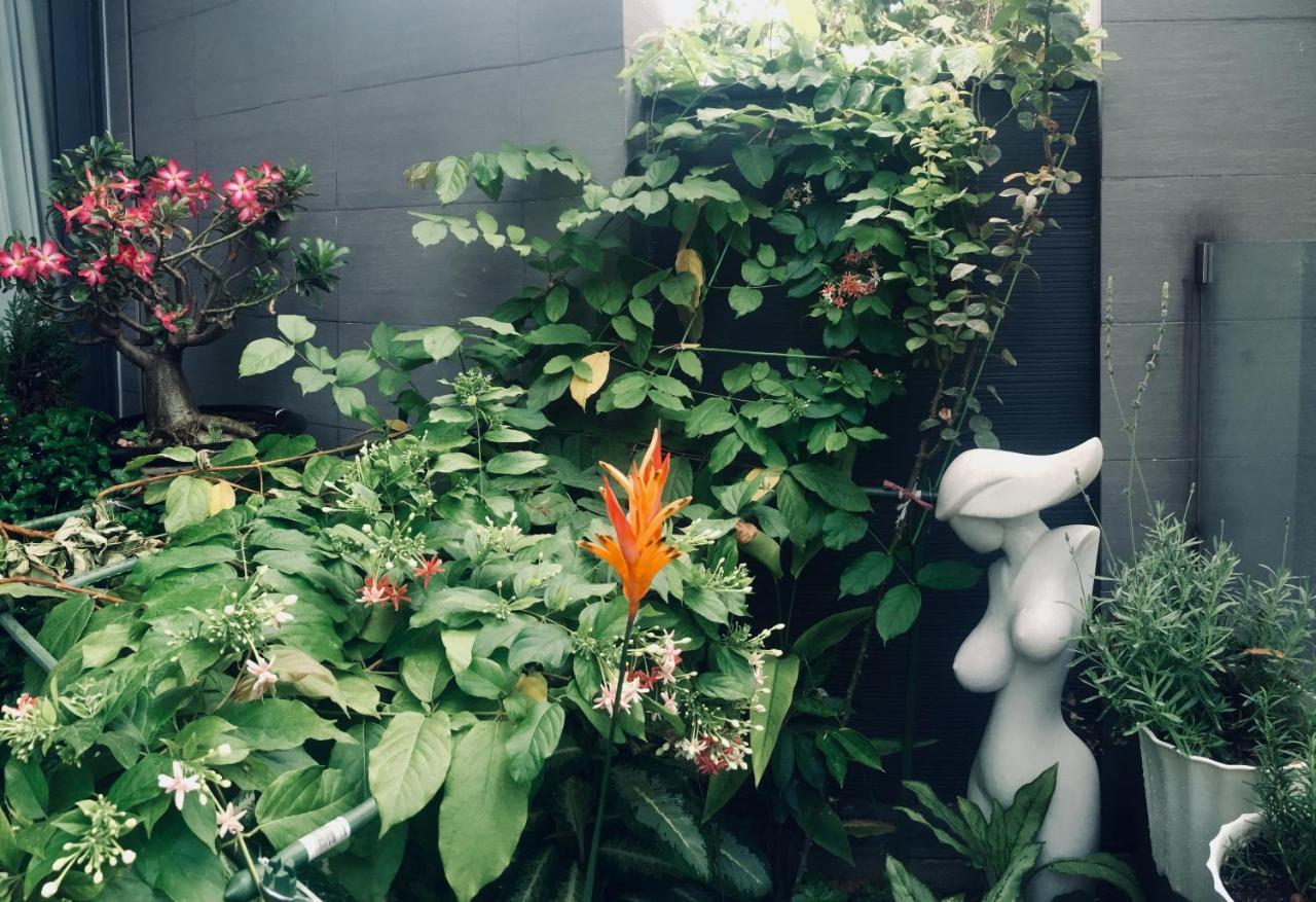 Greenwood Villa Saigon Хошимин Экстерьер фото